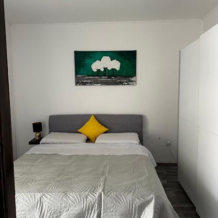 Apartment Lena Funtana Kültér fotó